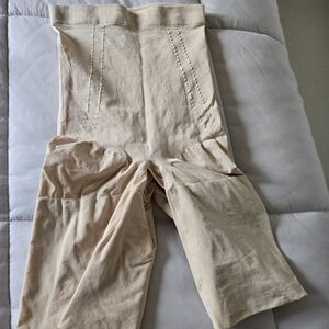 High-Waisted Shapewear in Beige